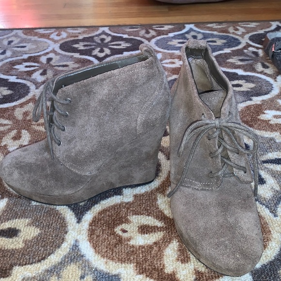 Jessica Simpson Catcher Suede Wedge Booties - Picture 3 of 15